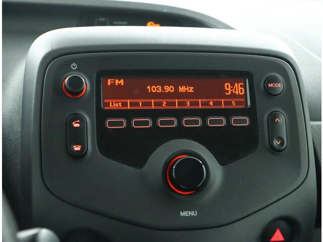 Toyota AYGO 1.0 VVT-i x-fun | Airco | Radio | Bluetooth |