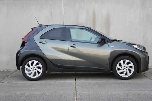 Toyota AYGO X 1.0 VVT-i S-CVT First / AUTOMAAT / CRUISE / CAMERA / APPLE CARPLAY - ANDROID