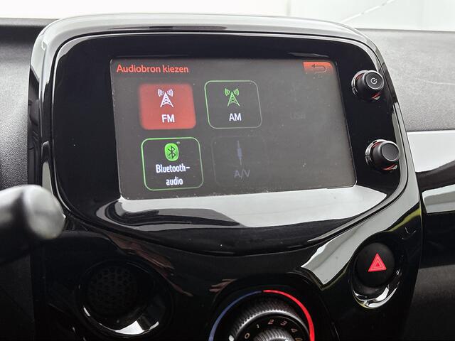 Toyota AYGO 1.0 VVT-i x-cite | Uniek euitvoering |