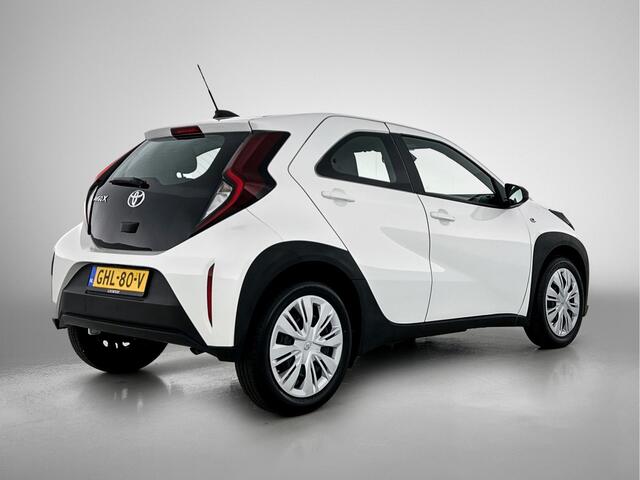 Toyota AYGO X 1.0 VVT-i MT Play Rijklaar | NL-Auto | Volledig Onderhouden | Airco | Adaptieve Cruise Control | Apple Carplay/Android Auto |