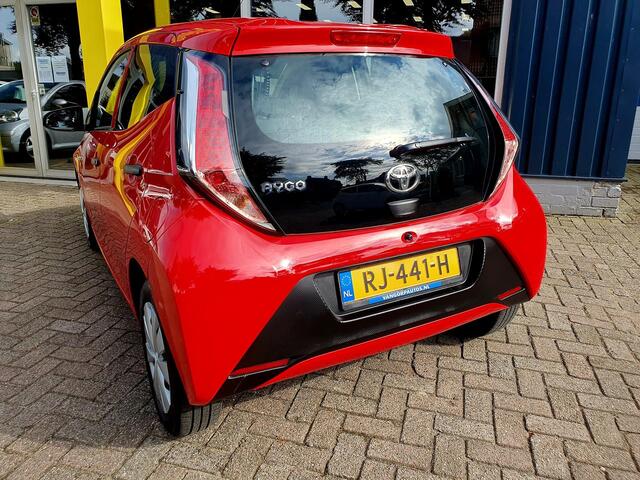 Toyota AYGO 1.0 VVT-i x-fun CARPLAY All-in prijs!