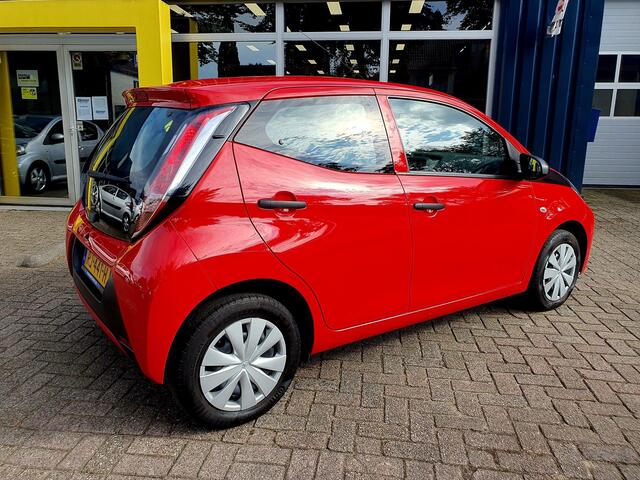 Toyota AYGO 1.0 VVT-i x-fun CARPLAY All-in prijs!