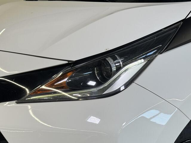 Toyota AYGO 1.0 VVT-i x-play | Camera | Bluetooth | Trekhaak voor fietsendrager | Airco |