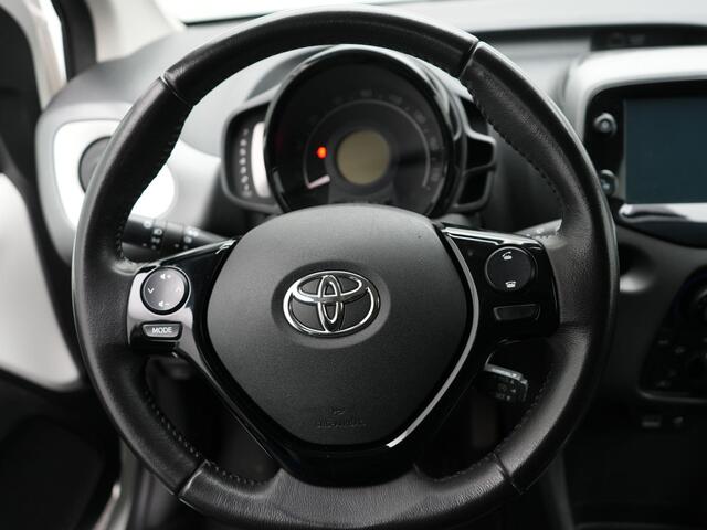 Toyota AYGO 1.0 VVT-i X-Play Cabrio | Apple Carplay -/ Android Auto |