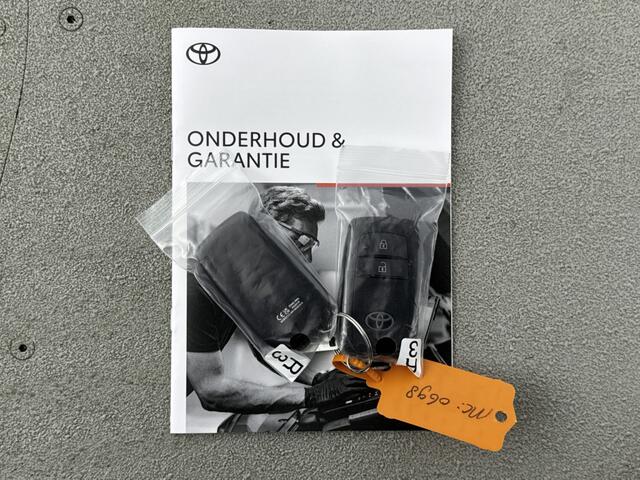 Toyota AYGO X 1.0 VVT-i MT Premium | NIEUW & DIRECT LEVERBAAR | PRIJS INCLUSIEF ALLE ACTIES | UNIEKE UITVOERING |