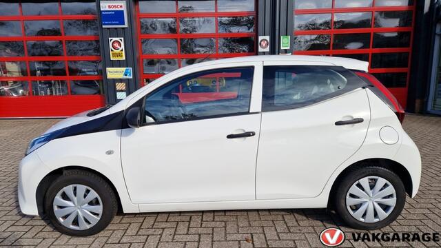 Toyota AYGO 1.0 VVT-i x-fun