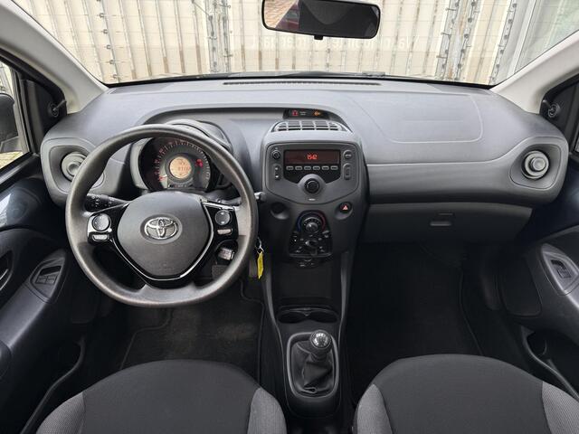 Toyota AYGO 1.0 VVT-i x-fun **BLUETOOTH/ AIRCO/ BEGRENZER/ GARANTIE**