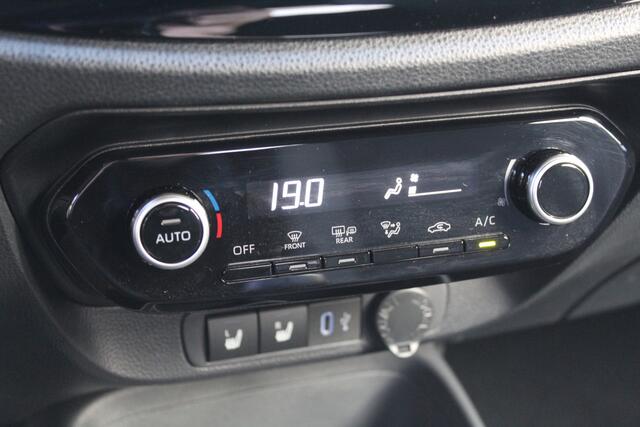 Toyota AYGO X 1.0 VVT-i MT First | Rijklaar | Stoel-/stuurverw. | Clima | LED | Privacyglass | Apple/Android | Camera | Adap.cruise