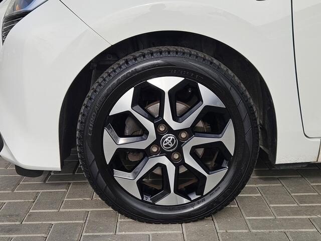 Toyota AYGO 1.0 VVT-i x-first Automaat Carplay Camera LM15