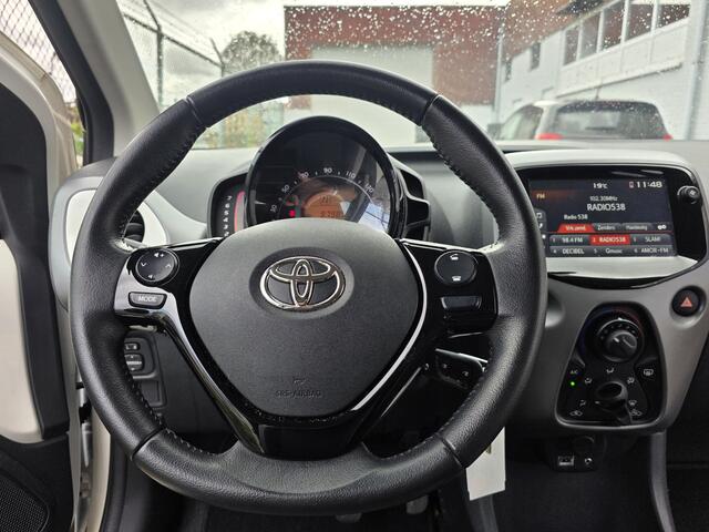 Toyota AYGO 1.0 VVT-i x-play, 1e Eig! Camera! Carplay! VERWACHT!