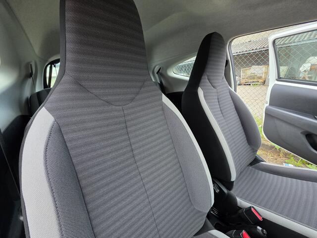 Toyota AYGO 1.0 VVT-i x-play, 1e Eig! Camera! Carplay! VERWACHT!