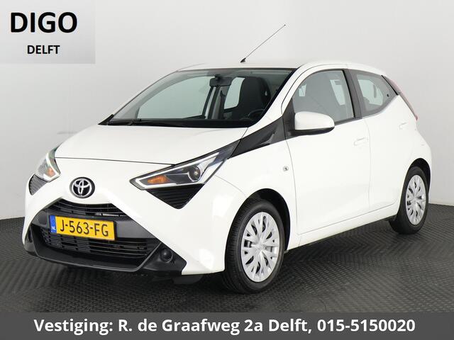 Toyota AYGO 1.0 VVT-i X-Play | Airco | Camera | Bluetooth |