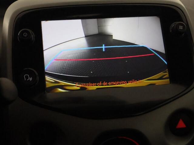 Toyota AYGO 1.0 VVT-i X-Play | Airco | Camera | Bluetooth |