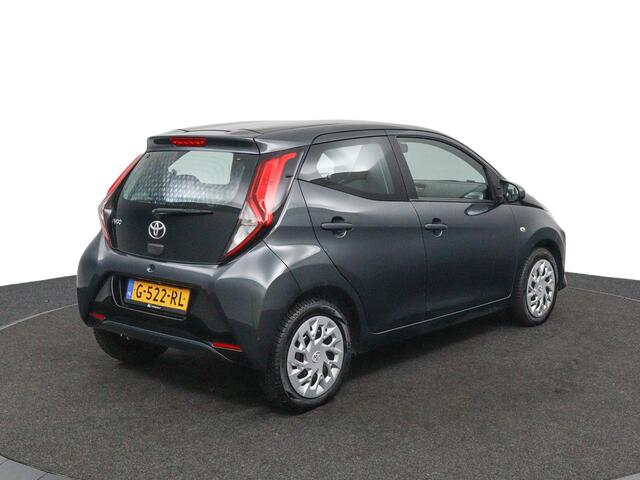 Toyota AYGO 1.0 VVT-i x-play limited | Apple Carplay | Android Auto | Airco | Achteruitrijcamera |