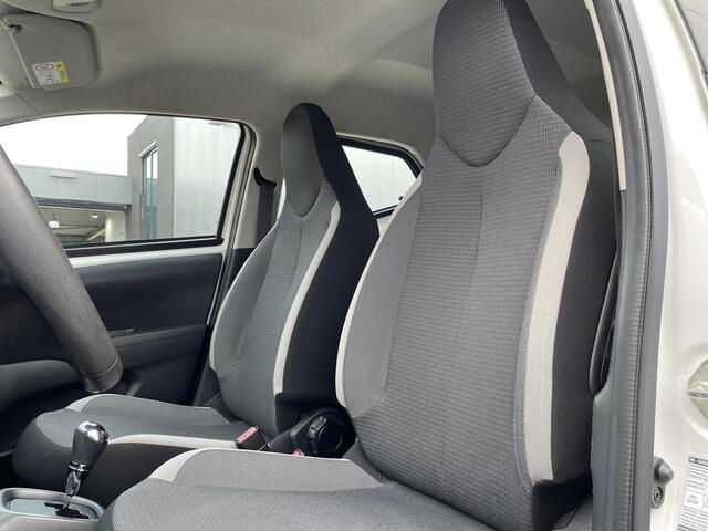 Toyota AYGO 1.0 VVT-i x-play AUTOMAAT RIJKLAAR