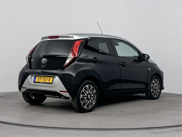 Toyota AYGO 1.0 VVT-i x-clusiv | Parkeercamera | Climate Control | Apple Carplay -/ Android Auto |