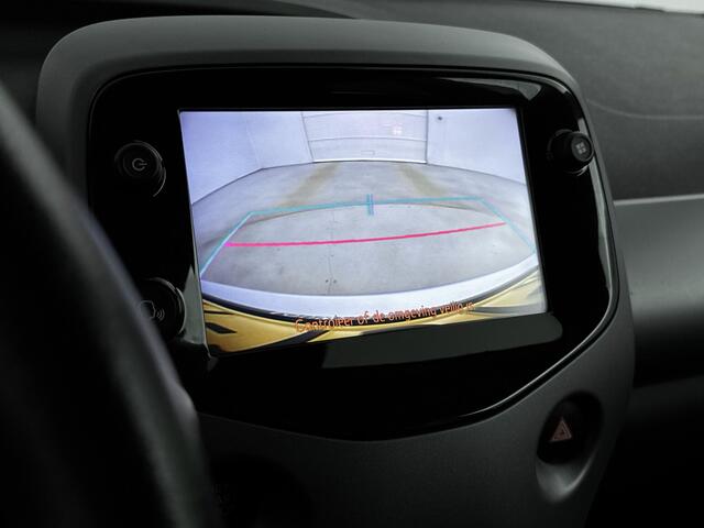 Toyota AYGO 1.0 VVT-i x-clusiv | Parkeercamera | Climate Control | Apple Carplay -/ Android Auto |