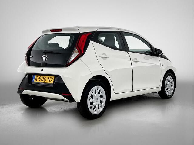 Toyota AYGO 1.0 VVT-i x-play