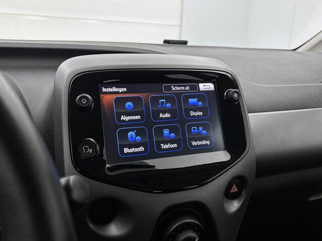 Toyota AYGO 1.0 VVT-i x-play | Apple CarPlay / Android Auto (Navigatie) | Airco | Camera |