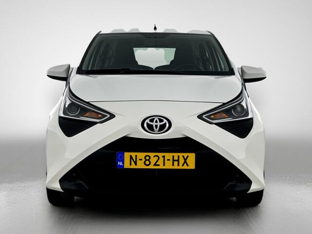 Toyota AYGO 1.0 VVT-i x-play | Airconditioning | Achteruitrijcamera | Cruise control |