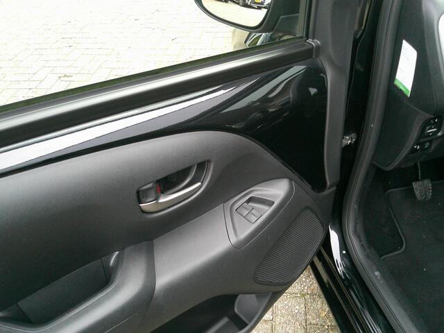 Toyota AYGO 1.0 VVT-i x-play