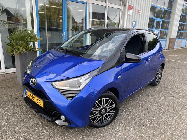 Toyota AYGO 1.0 VVT-i x-clusiv