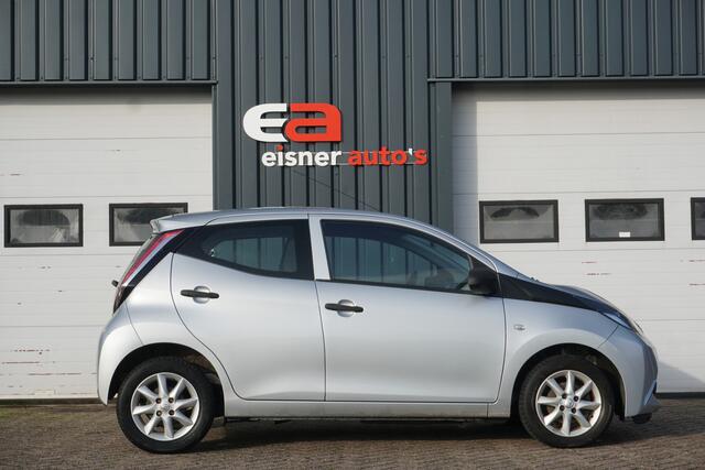 Toyota AYGO 1.0 VVT-i x-now | AIRCO | NL AUTO |