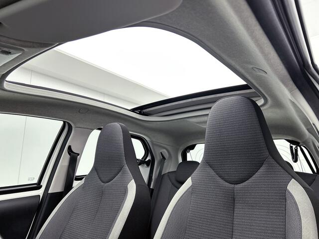 Toyota AYGO 1.0 VVT-i x-play cabrio | Achteruitrijcamera | Dealeronderhouden |