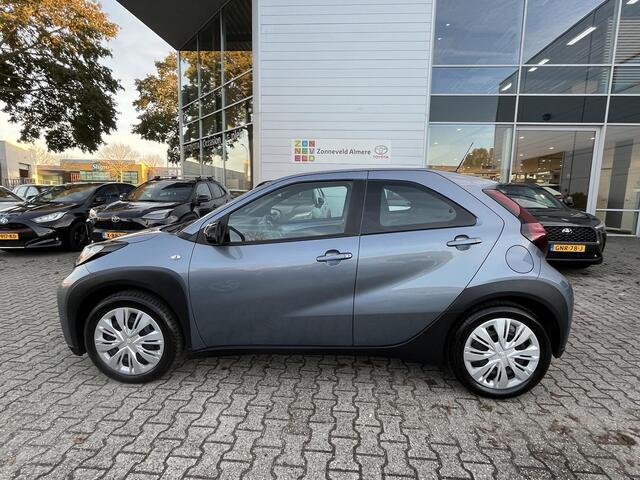 Toyota AYGO X 1.0 VVT-i MT Play