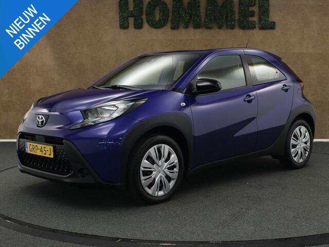 Toyota AYGO X 1.0 VVT-i MT Play - ORIGINEEL NEDERLANDSE AUTO - AFKOMSTIG VAN 1E EIGENAAR - CAMERA - AIRCO - BLUETOOTH - APPLE CARPLAY/ ANDROID AUTO - ADAPTIEVE CRUISE CONTROL - DAB AUDIO -