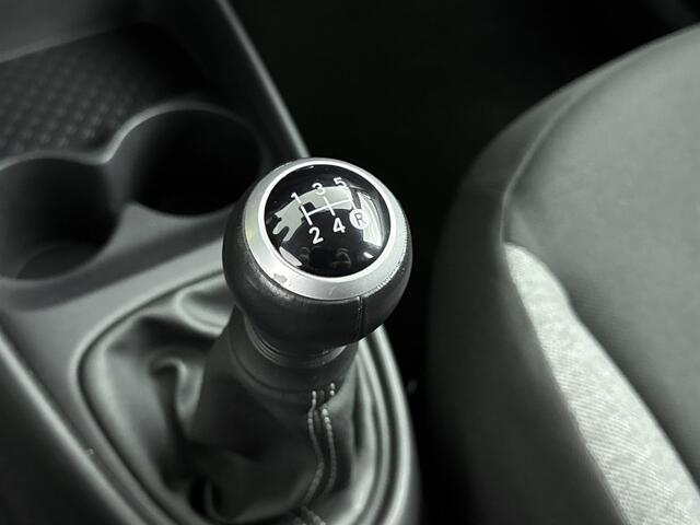 Toyota AYGO X 1.0 VVT-i MT Play