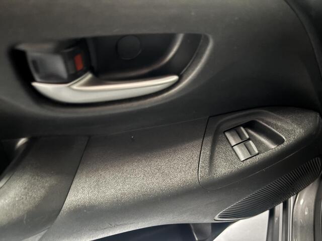 Toyota AYGO 1.0 VVT-i x-play APPLE CARPLAY/ANDROID AUTO, SLECHTS 79.409KM!!!!