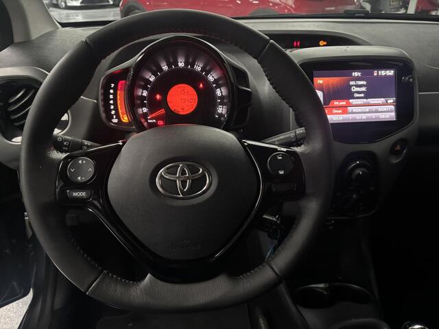 Toyota AYGO 1.0 VVT-i x-play APPLE CARPLAY/ANDROID AUTO, SLECHTS 79.409KM!!!!