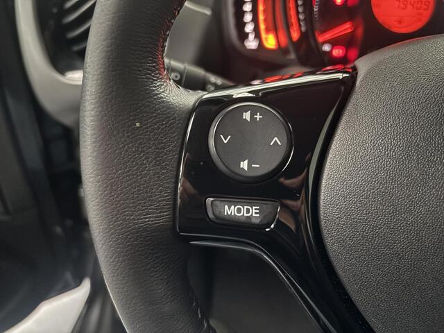 Toyota AYGO 1.0 VVT-i x-play APPLE CARPLAY/ANDROID AUTO, SLECHTS 79.409KM!!!!