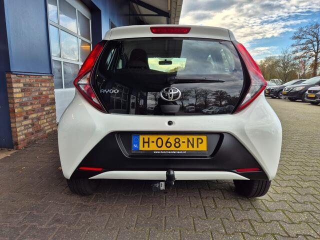 Toyota AYGO 1.0 VVT-I X-FUN TREKHAAK, Bleutooth, ALL IN prijs!