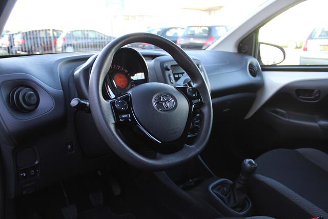 Toyota AYGO 1.0 VVT-i x-fun | Rijklaar | Airco | DAB+ | Bluetooth | USB/AUX-speler