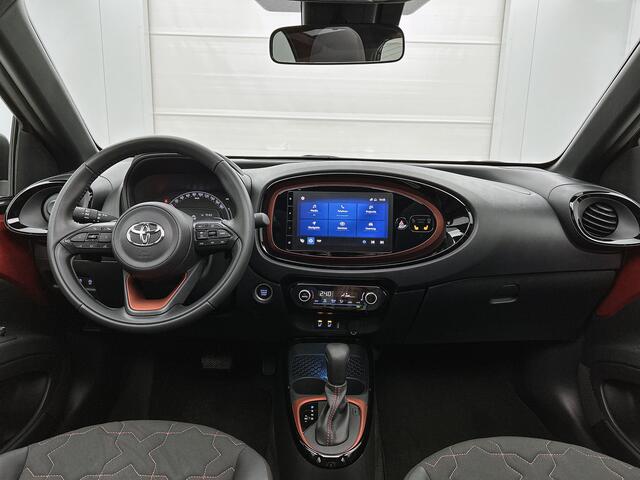 Toyota AYGO X 1.0 VVT-i S-CVT Premium | Elek. vouwdak | Stoelverwarming | Climate control | Cruise control |