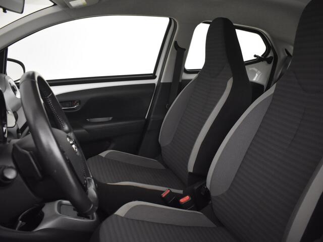 Toyota AYGO 1.0 VVT-i x-play Automaat | Camera | Carplay