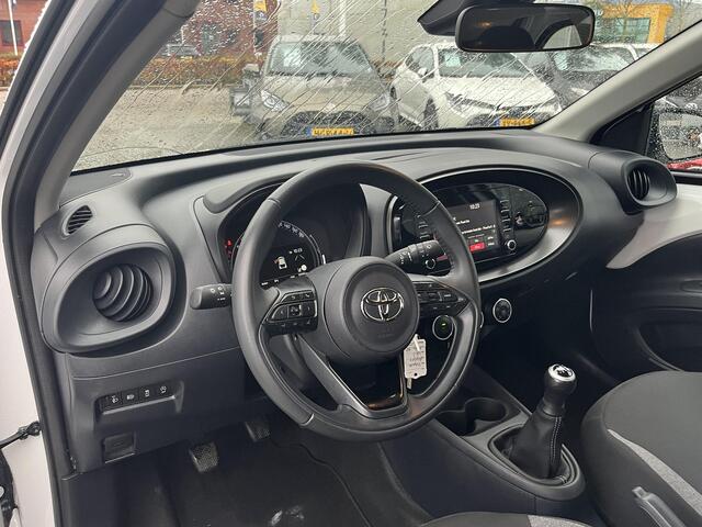 Toyota AYGO X 1.0 VVT-i MT Play