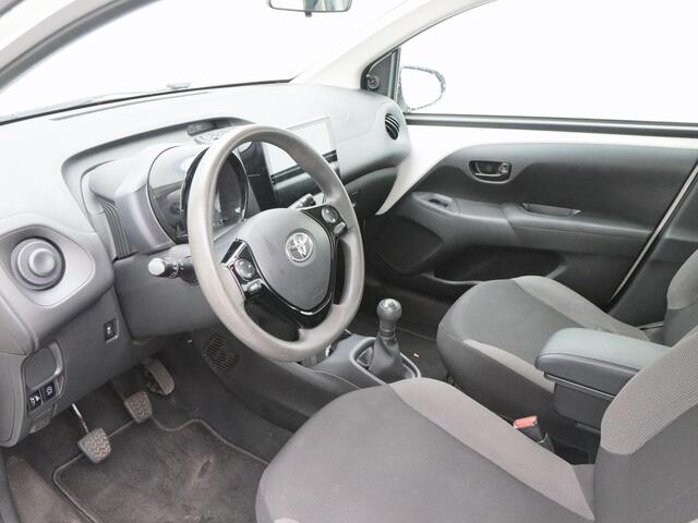 Toyota AYGO 1.0 VVT-i x | Camera | CarPlay | Cruise Control | Elektrische Ramen | 42.762 Km!!