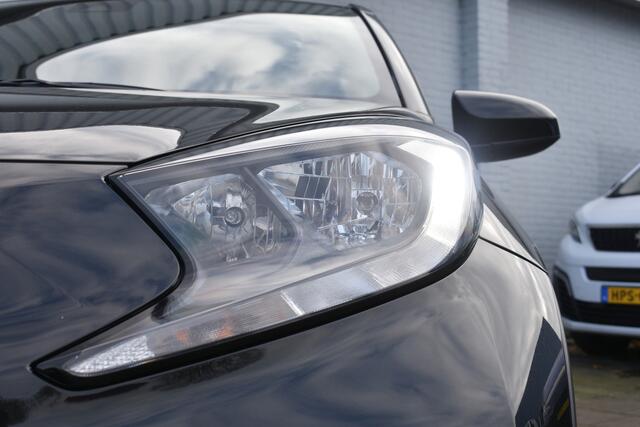 Toyota AYGO X 1.0 VVT-i MT Play 72pk | Apple Carplay/Android Auto | Adaptive Cruise Control |