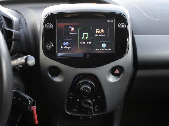 Toyota AYGO 1.0 VVT-i x-joy | Carplay / Android Auto | Airco | Camera | Lm-Velgen