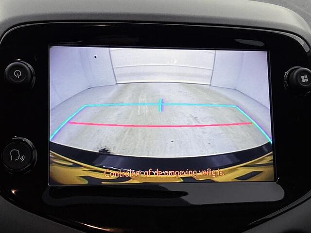 Toyota AYGO 1.0 VVT-i x-play limited | 1e Eigenaar | Dealer Onderhouden | Apple Carplay / Android Auto |