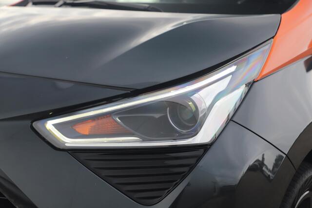 Toyota AYGO 1.0 VVT-i x-JBL Automaat Carplay Android Navigatie Achteruitrijcamera 15 inch LMV Clima Airco LED