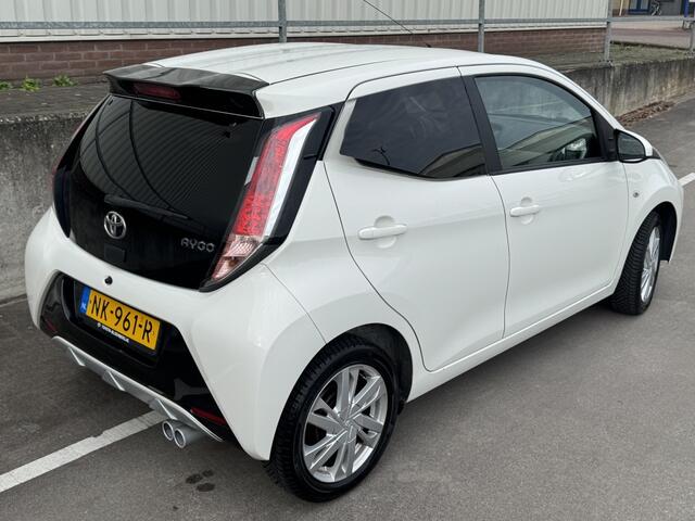 Toyota AYGO 1.0 VVT-i x-sport II All Season II Camera II