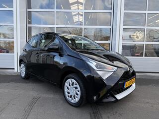 toyota-aygo-1.0-vvt-i-x-play
