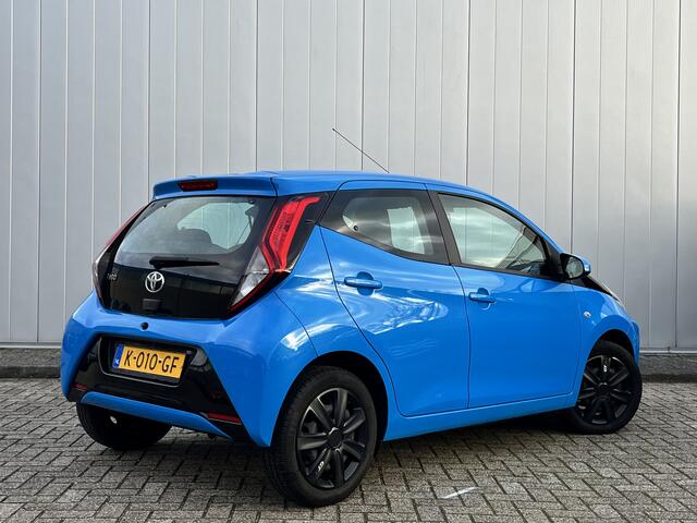 Toyota AYGO 1.0 VVT-i x-play Carplay Android auto Dealer onderhouden!