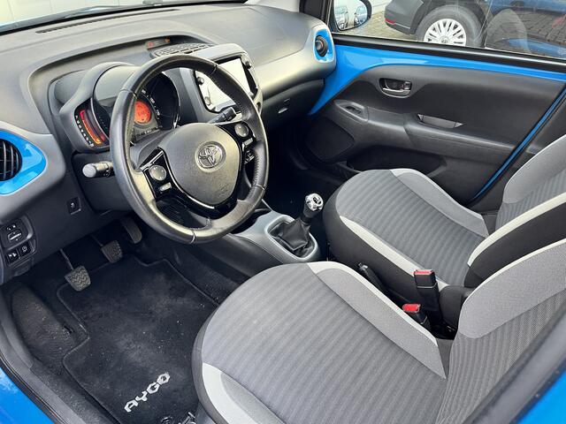 Toyota AYGO 1.0 VVT-i x-play Carplay Android auto Dealer onderhouden!