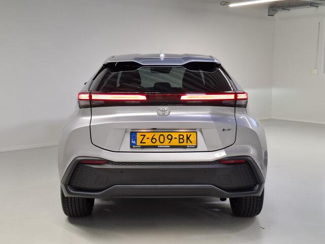 Toyota C-HR 1.8 Hybrid 140 First Edition | Dodehoekdetectie | PDC V+A | LED-prisma | elektr. achterklep |