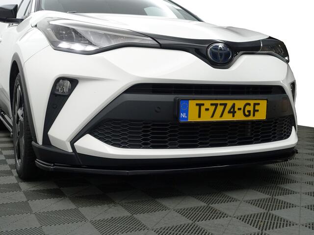 Toyota C-HR 1.8 Hybrid Dynamic Sport Aut- Full Maxton Design, Two Tone, Smoke PPF, Xenon Led, Camera, Carplay